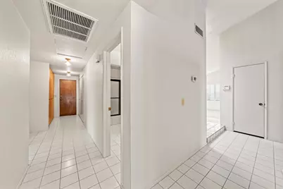 1367 Heritage Court, Escondido, CA 92027 - Photo 13