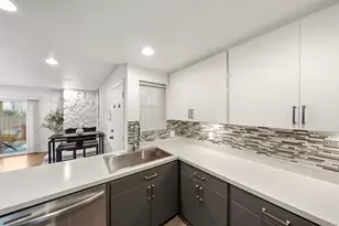 475 N Midway Dr, Escondido, CA 92027 - Photo 17