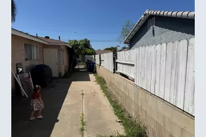 245 Palm Avenue, Chula Vista, CA 91911 - Photo 3