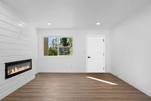 7986 Camino Jonata, San Diego, CA 92122 - Photo 9