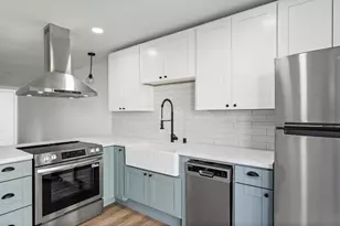 7986 Camino Jonata, San Diego, CA 92122 - Photo 5