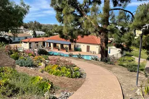 2295 Lindsay Dr, Carlsbad, CA 92008 - Photo 5