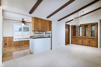 2295 Lindsay Drive, Carlsbad, CA 92008 - Photo 13