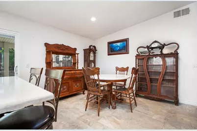 11385 Avenida Del Gato, Mira Mesa, CA 92126 - Photo 9