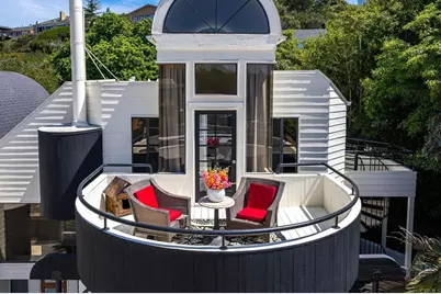 6105 Avenida Chamnez, La Jolla, CA 92037 - Photo 23