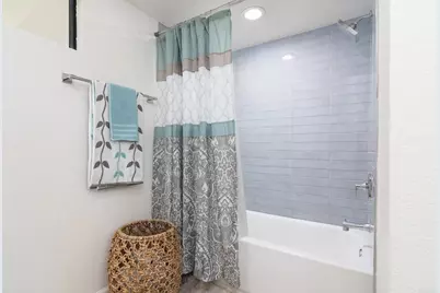 6105 Avenida Chamnez, La Jolla, CA 92037 - Photo 31