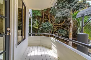 6105 Avenida Chamnez, La Jolla, CA 92037 - Photo 33