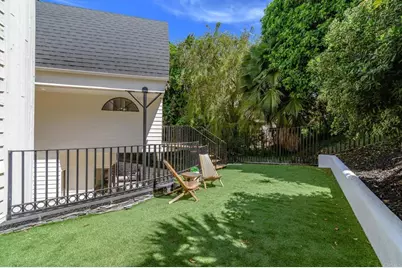 6105 Avenida Chamnez, La Jolla, CA 92037 - Photo 45