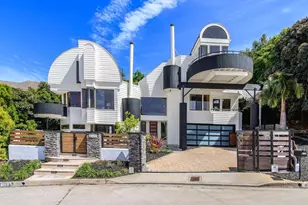 6105 Avenida Chamnez, La Jolla, CA 92037 - Photo 1