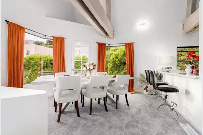 6105 Avenida Chamnez, La Jolla, CA 92037 - Photo 11