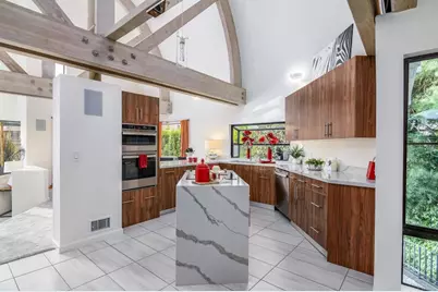 6105 Avenida Chamnez, La Jolla, CA 92037 - Photo 15