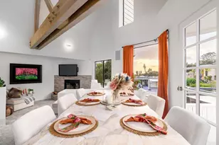 6105 Avenida Chamnez, La Jolla, CA 92037 - Photo 5