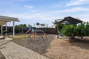 11140 Meadow Terrace Dr, Santee, CA 92071 - Photo 3