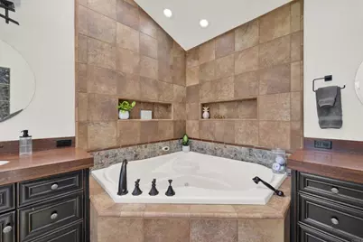 6460 Golfcrest Drive, San Diego, CA 92119 - Photo 27