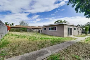 2352 Cypress Ave, Lemon Grove, CA 91945 - Photo 23