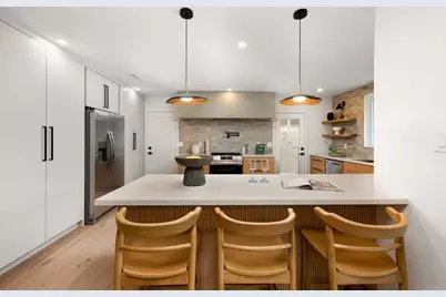 4252 Don Jose Dr, Los Angeles, CA 90008 - Photo 11