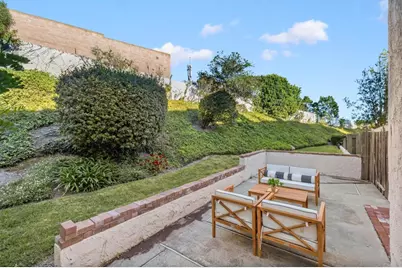 22 Seaview Dr S, Rolling Hills Estates, CA 90274 - Photo 29