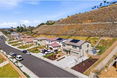 30012 Cabo Del Oeste, Highland, CA 92346 - Photo 3