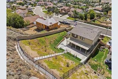 30012 Cabo Del Oeste, Highland, CA 92346 - Photo 13