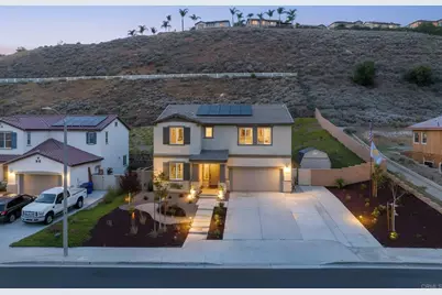 30012 Cabo Del Oeste, Highland, CA 92346 - Photo 3