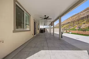 30012 Cabo del Oeste, Highland, CA 92346 - Photo 63
