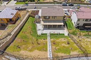 30012 Cabo del Oeste, Highland, CA 92346 - Photo 11