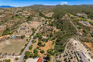 37985 Avenida Bravura, Temecula, CA 92592 - Photo 73