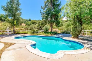 37985 Avenida Bravura, Temecula, CA 92592 - Photo 47