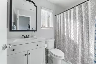 2373 Kings View Cir, Spring Valley, CA 91977 - Photo 19