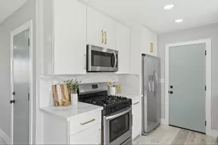 24 E Palomar St, Chula Vista, CA 91911 - Photo 13