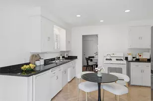 1772 Redondo St, San Diego, CA 92107 - Photo 7