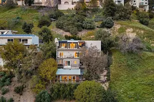 3866 Alta Mesa Dr, Studio City, CA 91604 - Photo 51