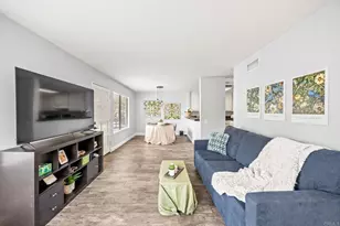 25685 Sycamore Pointe, Lake Forest, CA 92630 - Photo 5