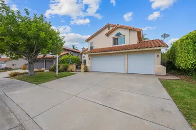 1615 Corte Verano, Oceanside, CA 92056 - Photo 3