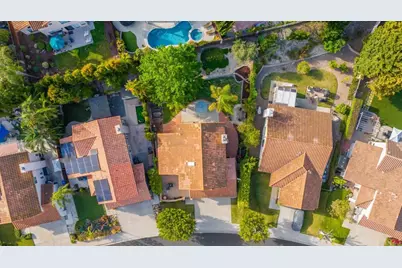 1615 Corte Verano, Oceanside, CA 92056 - Photo 13