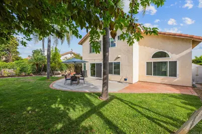 1615 Corte Verano, Oceanside, CA 92056 - Photo 9