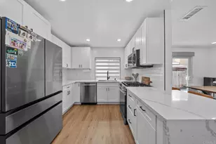 2010 Bridgeport, Chula Vista, CA 91913 - Photo 7