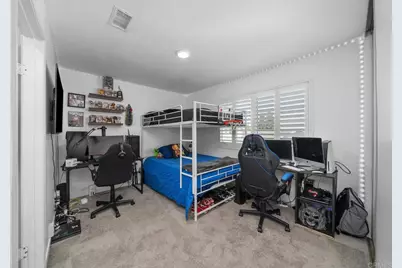 2010 Bridgeport, Chula Vista, CA 91913 - Photo 33