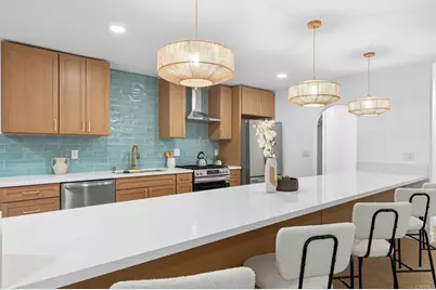 2851 Grandview Street, San Diego, CA 92110 - Photo 3