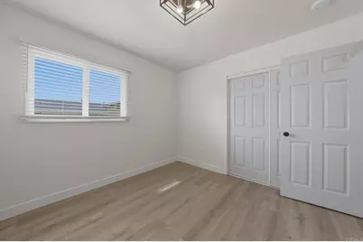 8034 Skyline Dr, San Diego, CA 92114 - Photo 29