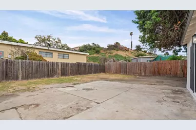 6231 Amesbury Street, San Diego, CA 92114 - Photo 27