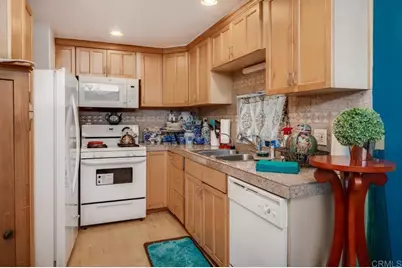 8561 Blue Lake Drive, San Diego, CA 92119 - Photo 9