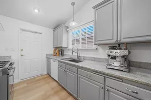 4613 Rainier Ave, San Diego, CA 92120 - Photo 11