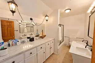 39204 N Shore Dr, Fawnskin, CA 92333 - Photo 9