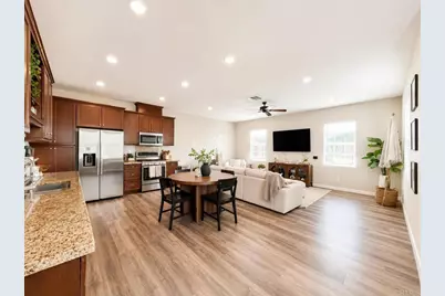1541 Winter Lane Unit 1, Chula Vista, CA 91915 - Photo 3
