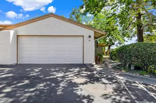 6050 Henderson Dr, La Mesa, CA 91942 - Photo 3