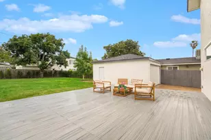 219 W Acacia Ave, El Segundo, CA 90245 - Photo 29