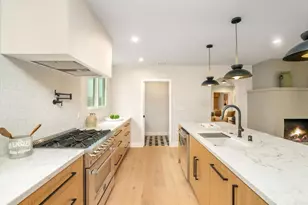 219 W Acacia Ave, El Segundo, CA 90245 - Photo 13
