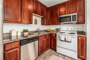 10235 Madrid Way, Spring Valley, CA 91977 - Photo 7