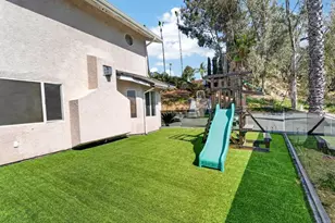 1710 Lotus Ln, El Cajon, CA 92021 - Photo 13